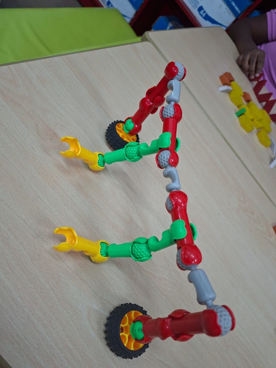 Lire la suite à propos de l’article Semaine des Lycées Français du Monde : comprendre l’IA pour mieux l’utiliser