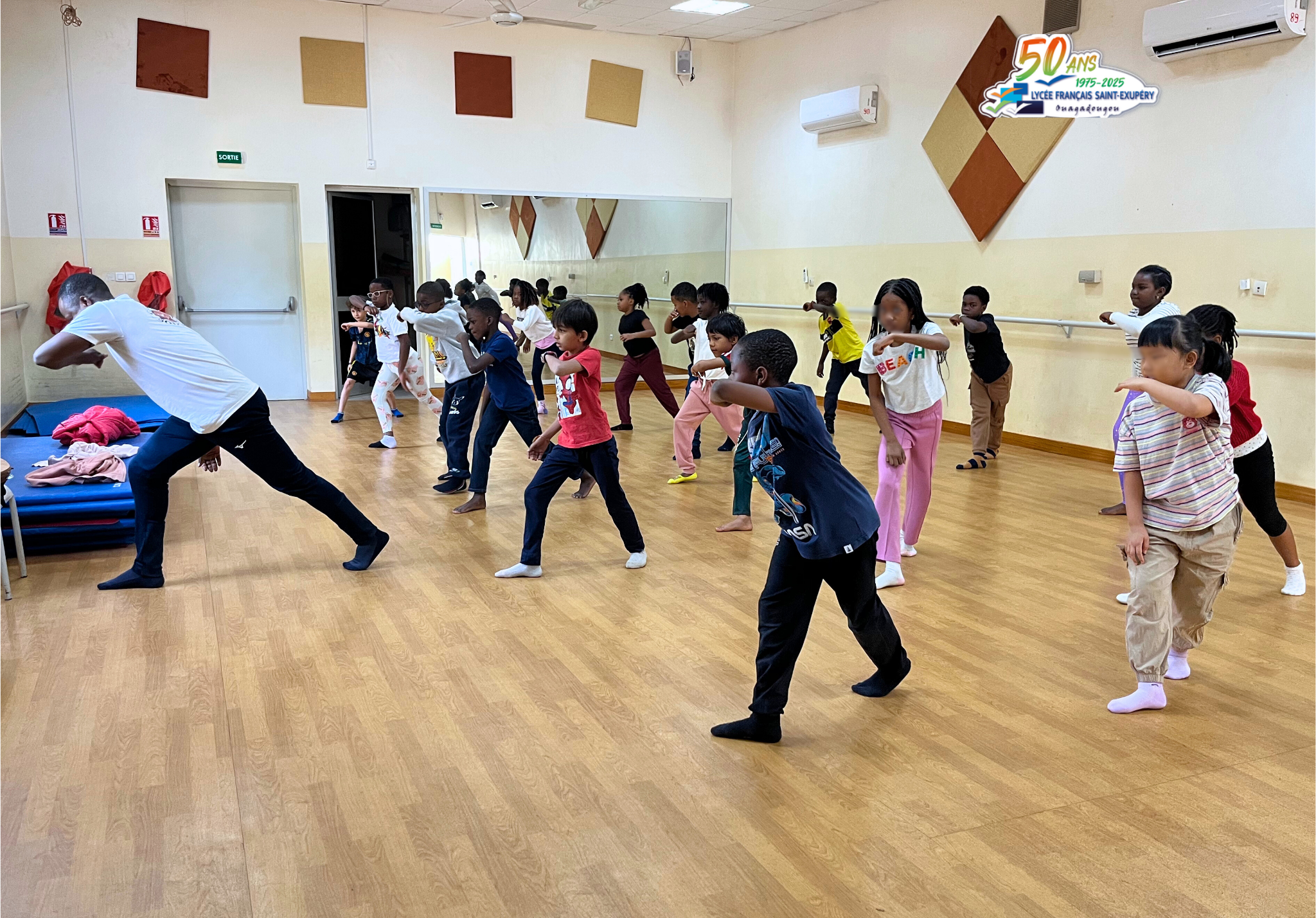 Lire la suite à propos de l’article Les élèves de CE2 à la découverte de la capoeira